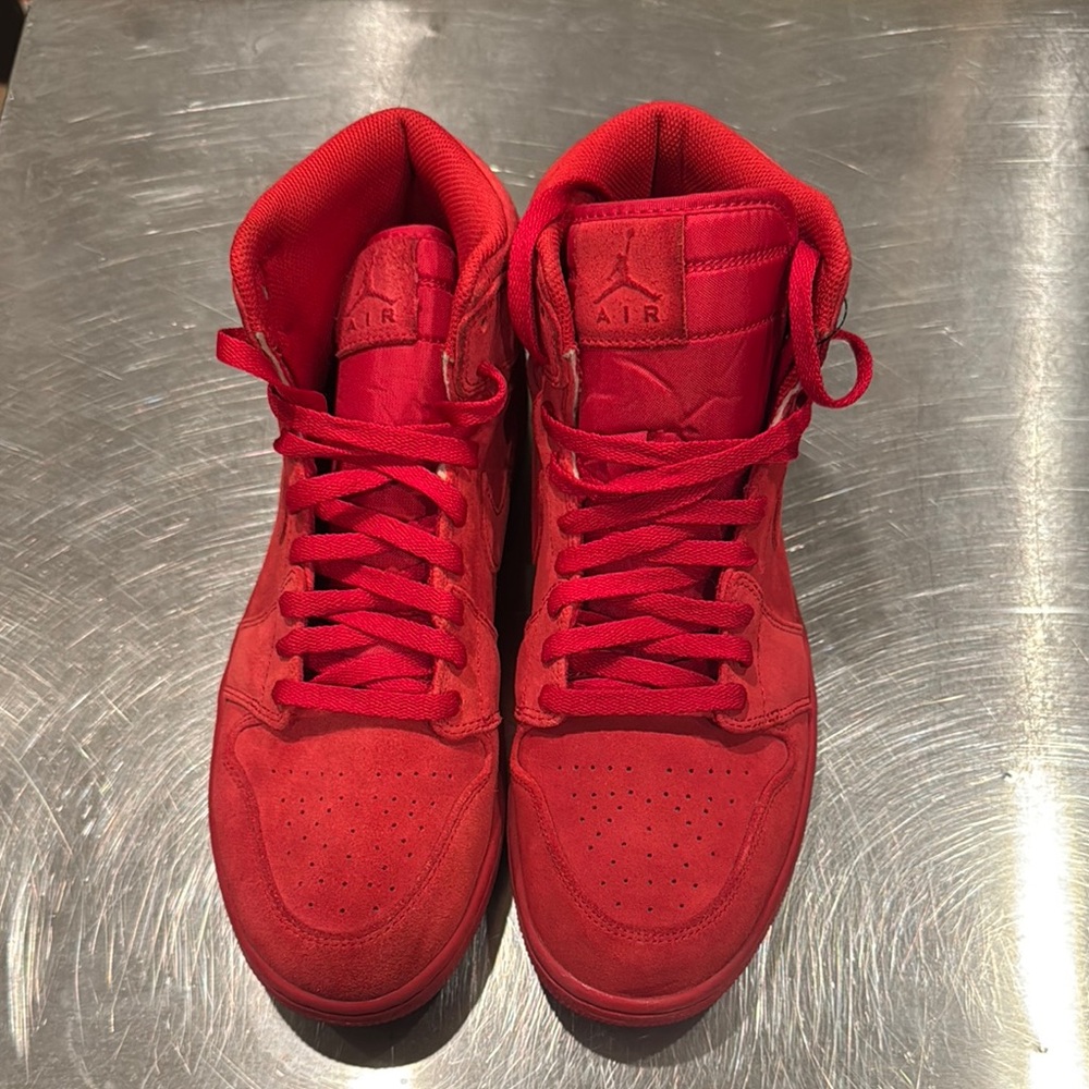 Nike air Jordans size 10.5